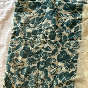 GORG Virginia Johnson Floral Print Scarf in Teal and Cream